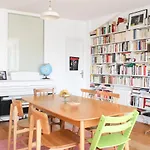 Spacious Bright 70m Family *