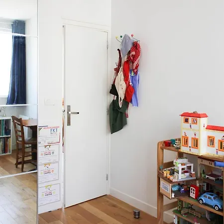 Spacious Bright 70m Family Paris