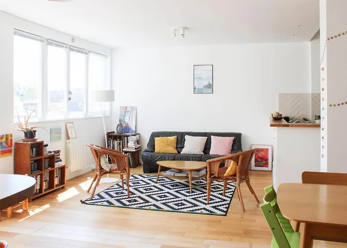 Spacious Bright 70m Family Paris
